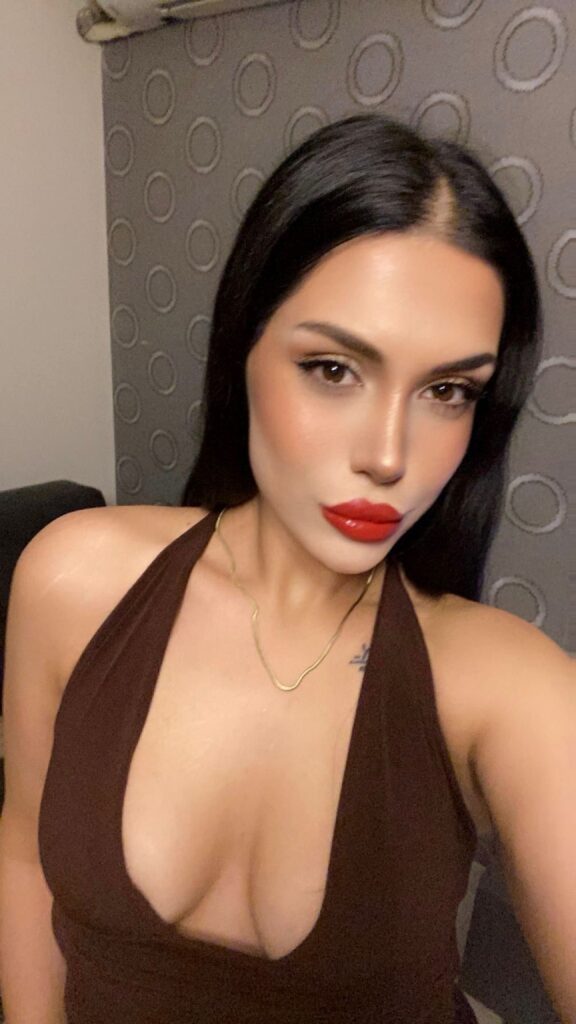 Bronz Tenli Darıca Escort Melike